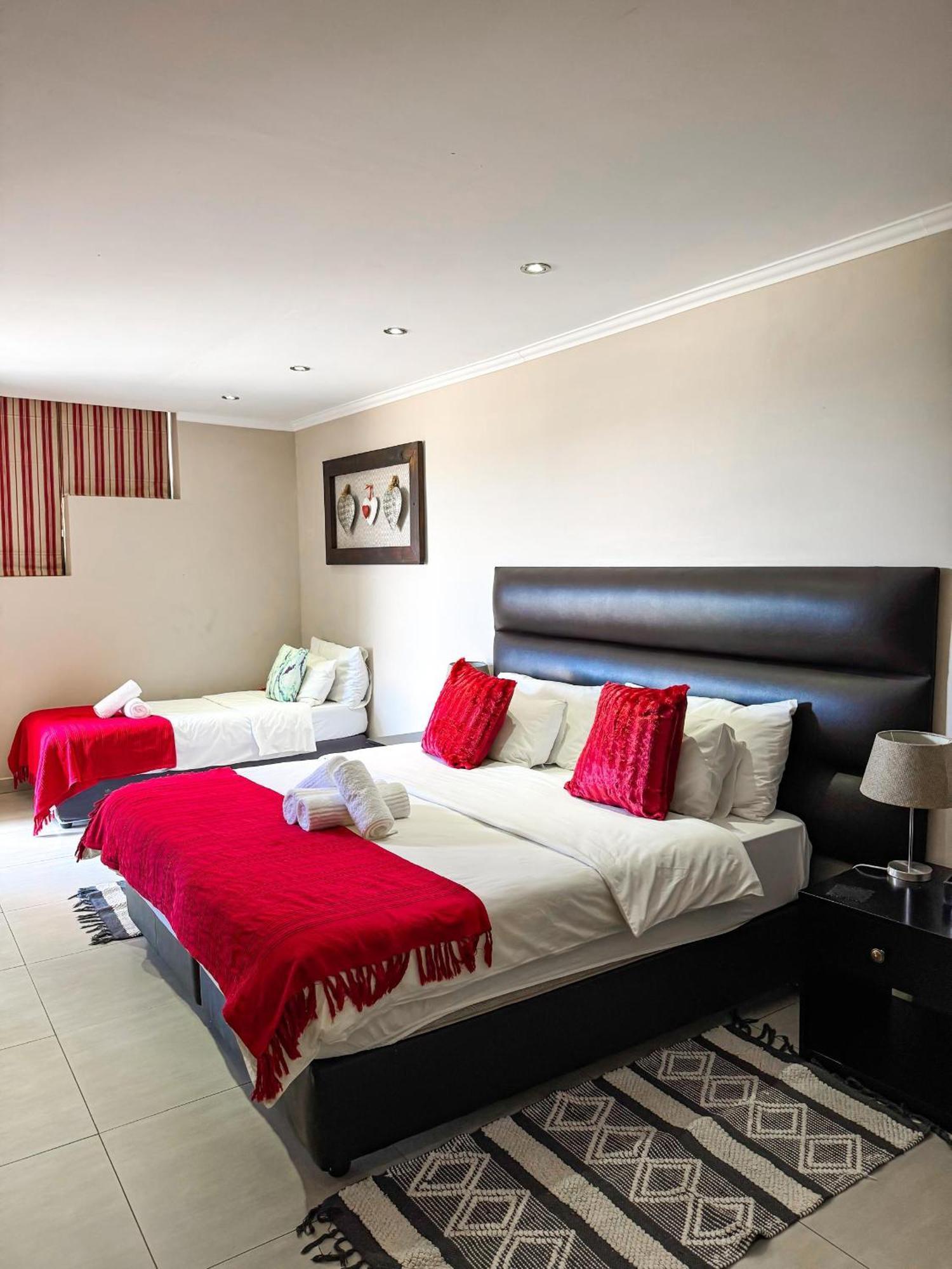 Cavallo Guesthouse 빈트후크 외부 사진