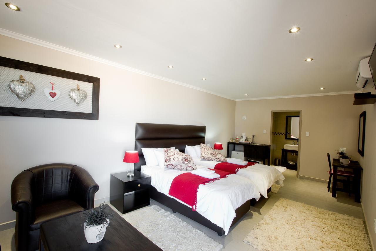 Cavallo Guesthouse 빈트후크 외부 사진